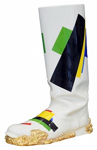 Из серии «Сапоги Малевича», 2019